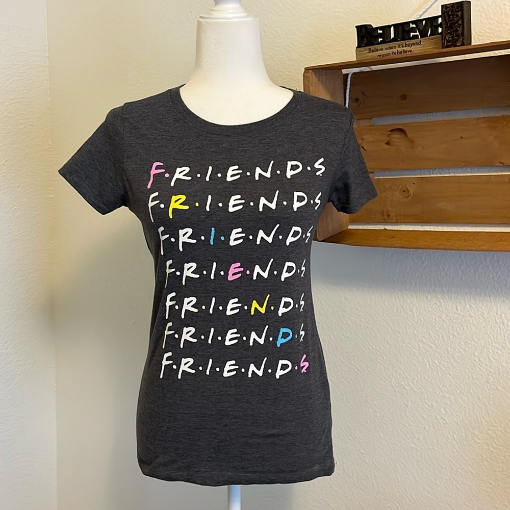 FRIENDS T-shirt